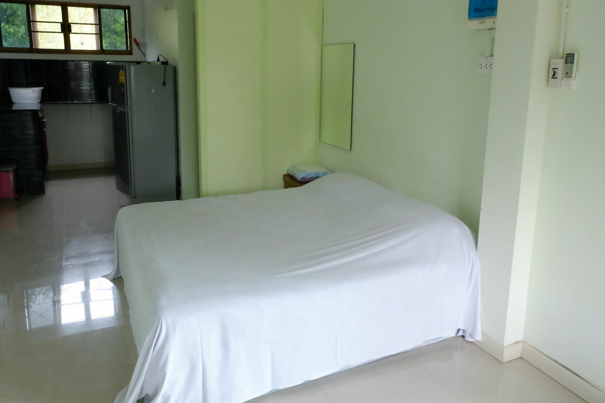 Chomlay Restaurant & Room For Rent Ban Nai Rai ภายนอก รูปภาพ